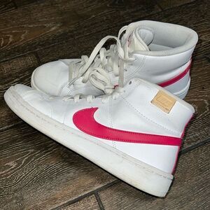 Nike Court Royale 2 Mid.size 8.5